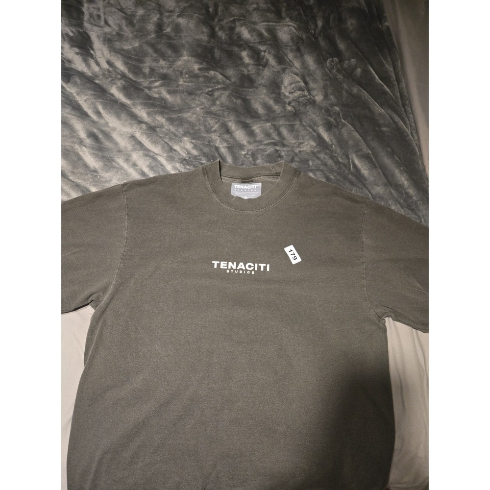 Tenaciti Studios T Shirt Men's Medium NEW Charcoal Gray Minimal Logo Tee